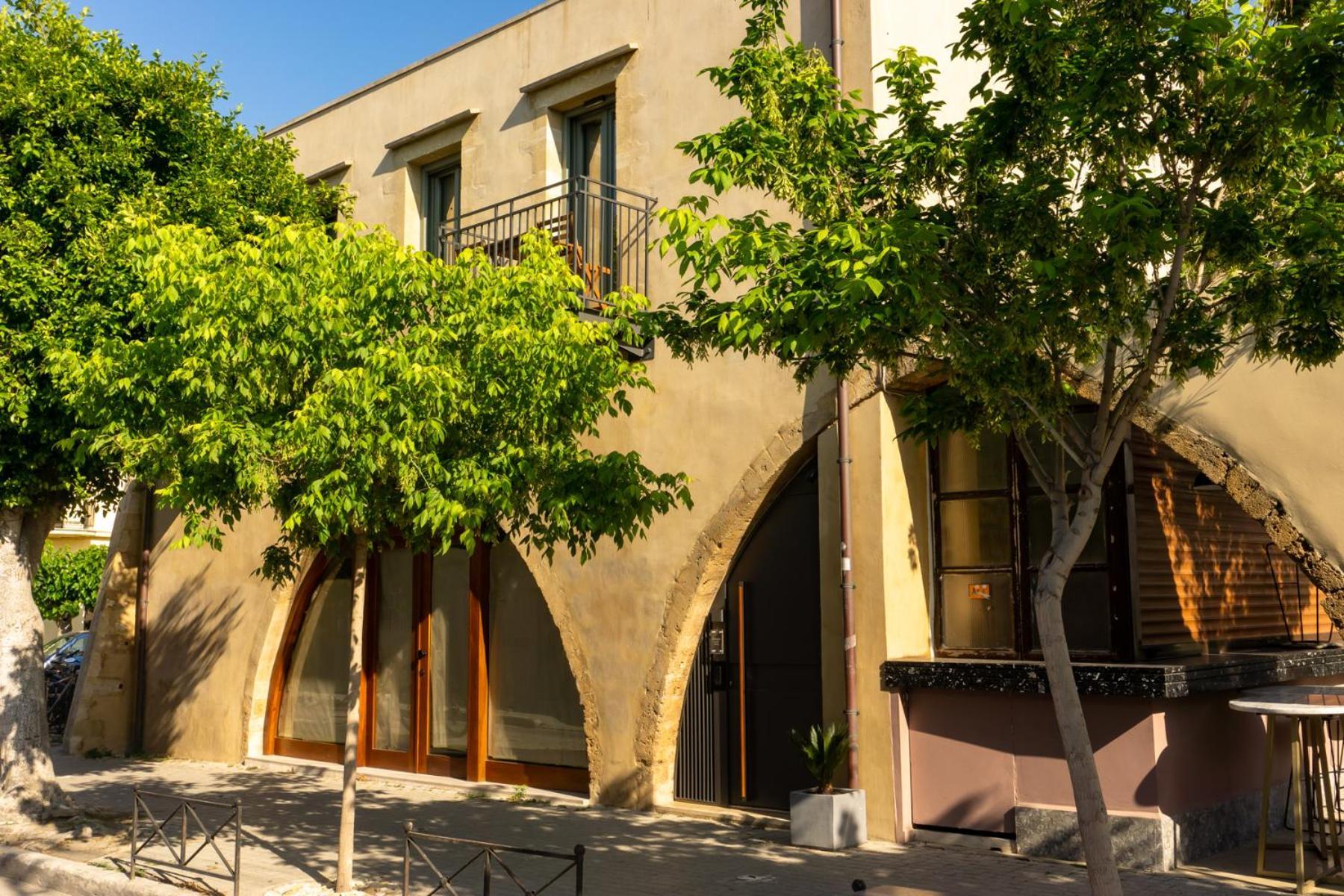 Kallergon Luxury Suites Chania  ภายนอก รูปภาพ