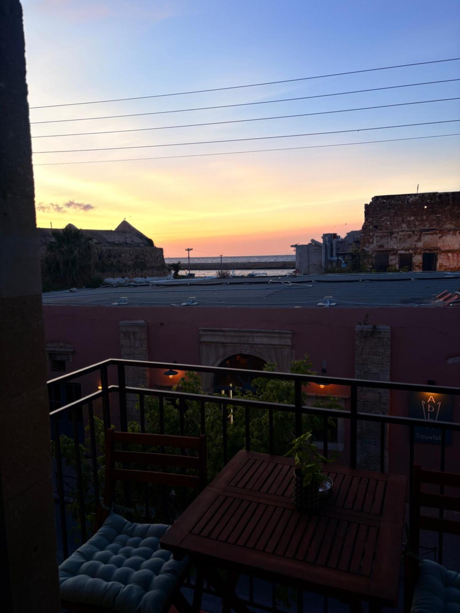 Kallergon Luxury Suites Chania  ภายนอก รูปภาพ